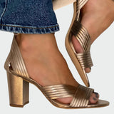 Сандали със Златен Ремък