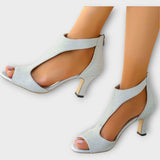 Сандали с ток Линия