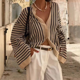 Изтънчена Риза С Копчета