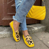 Обувки с Златна Катарама