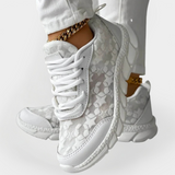 Обувки с Дантелени Детайли