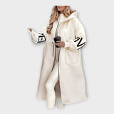 Палто С Модерни Детайли