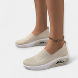 Обувки със Стелки