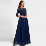 Рокля с Дантела