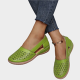 Балеринки с изрези и ремък