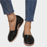 Балеринки с изрези и ремък