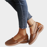 Балеринки с изрези и ремък