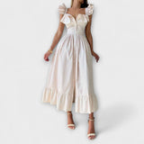 Рокля с Набрани Детайли