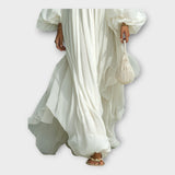 Шелкова Рокля със Силует