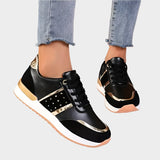 Обувки Със Златни Детайли