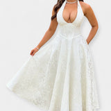 Миди Рокля с Открит Гръб