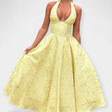 Миди Рокля с Открит Гръб