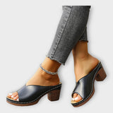 Сандали с Дебела Пета