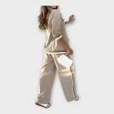 Яке с Лен и Панталони