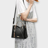 Торба Златни Детайли Стил